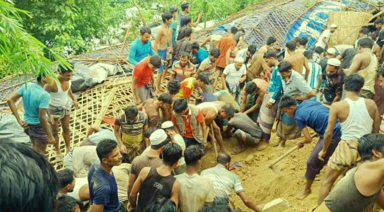 কক্সবাজারের উখিয়ায় রোহিঙ্গা ক্যাম্পে মাদ্রাসার ওপর পাহাড়ধস, নিহত বেড়ে ৮